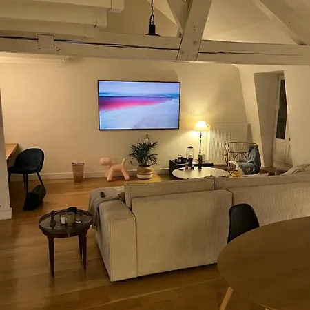 Beau Duplex Centre Historique De *